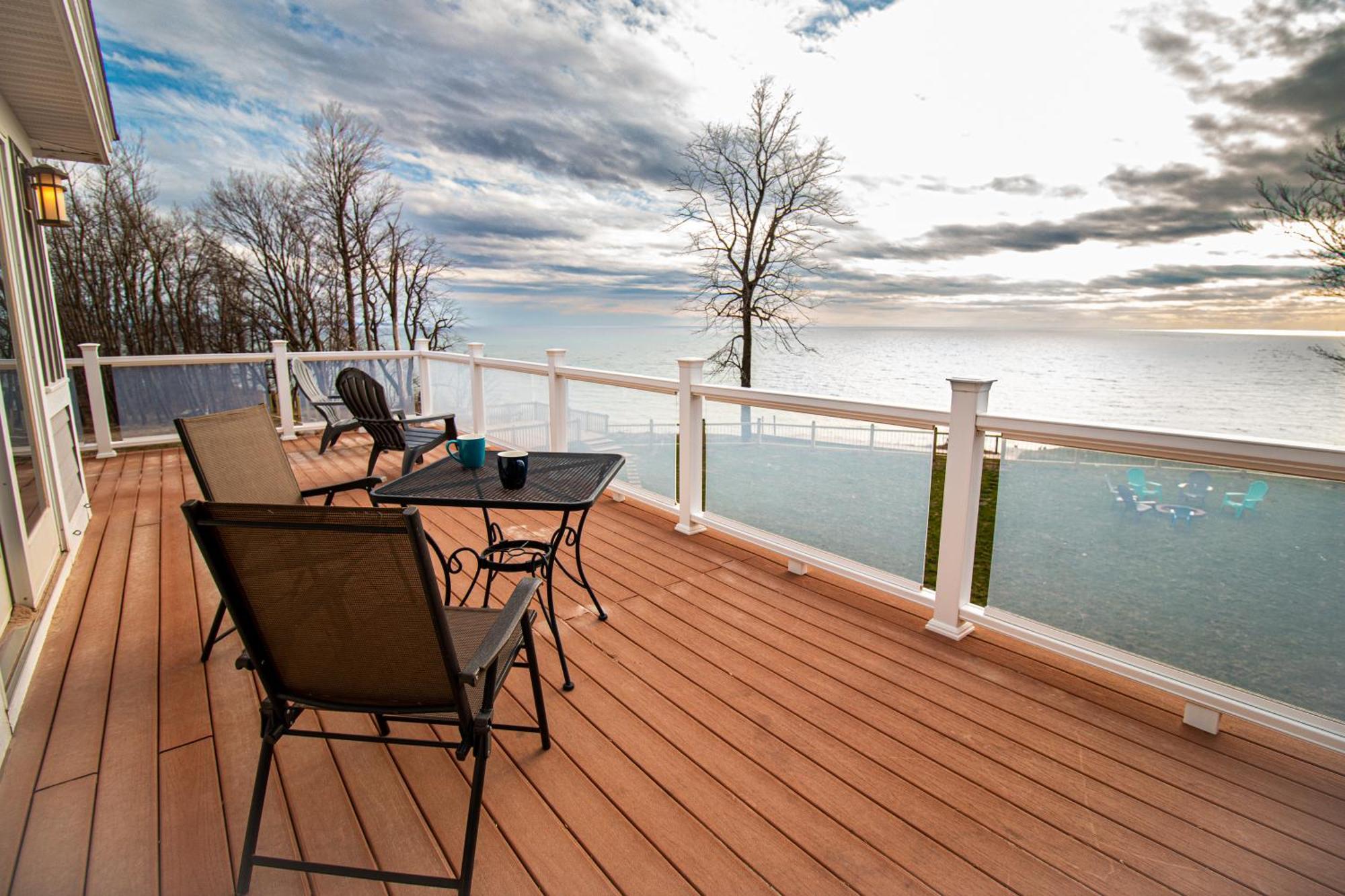 12 Person Hot Tub Overlooking Lake Michigan Villa Ludington Exterior photo